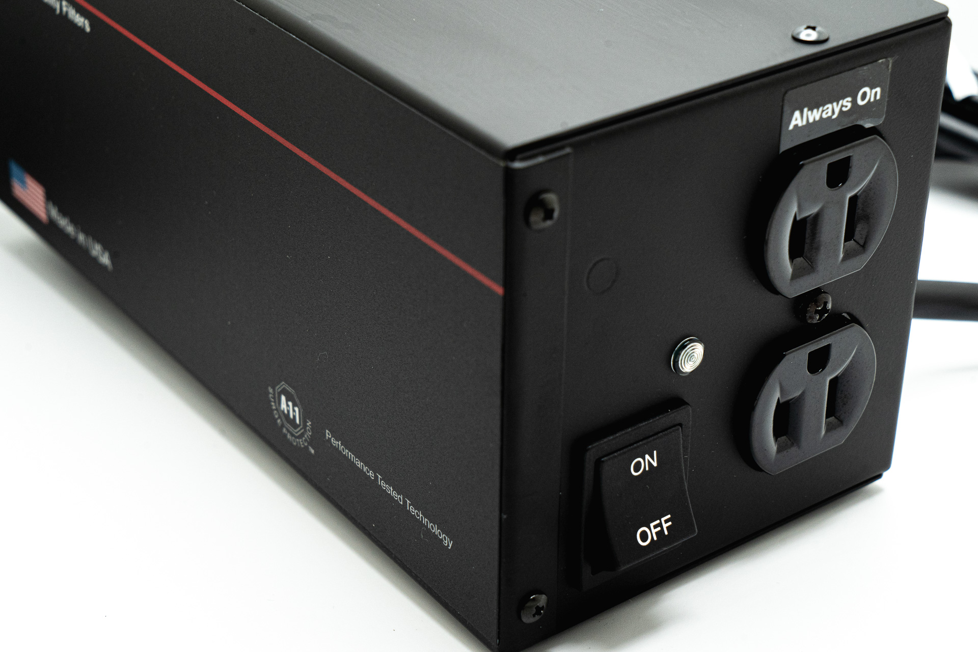 ZeroSurge_8R15W Side View Closeup1920px_Full_Width